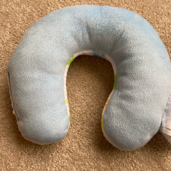 Infant neck pillow - Picture 3 of 4